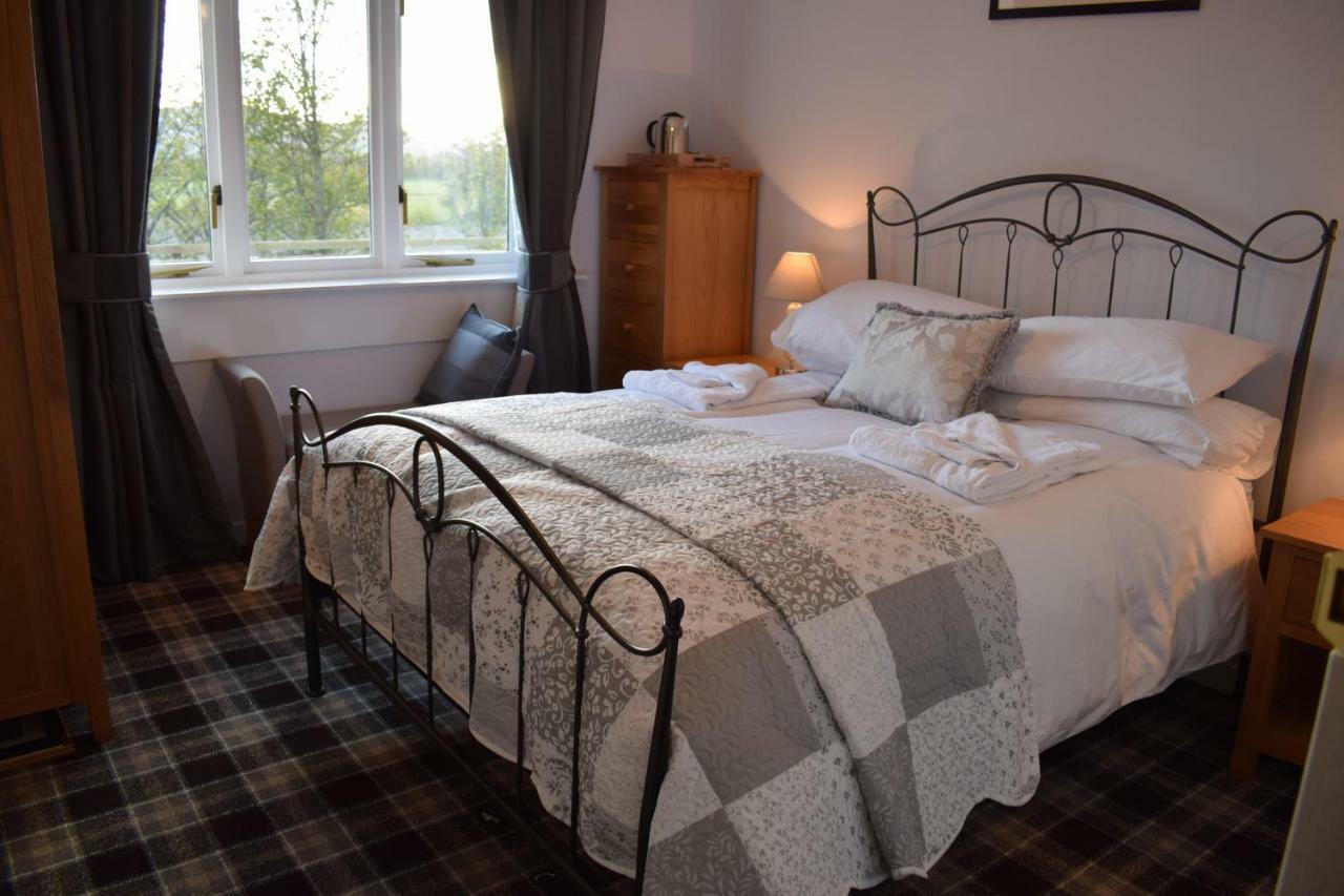Bed and Breakfast The Highlandman Station Crieff Exterior foto